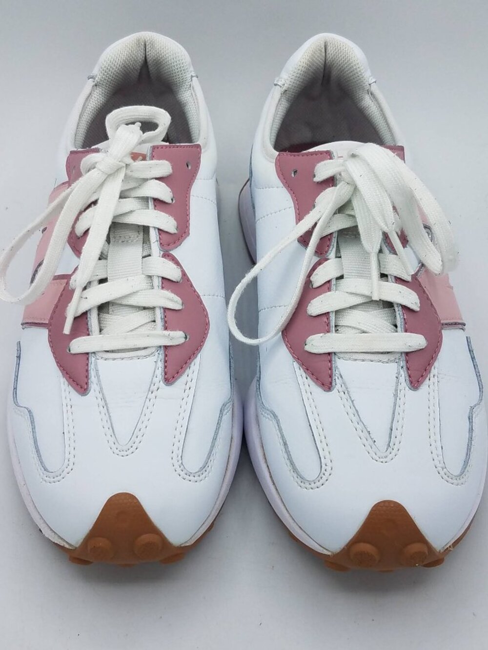 New Balance 327 Golf Shoes Womens 9.5 B Pink White Spikeless Rubber WG327WPK